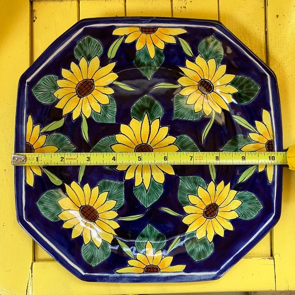 Talavera Pottery Hand Painted Mexico Yellow Blue Sunflowers Flower Square Plate - Picture 5 of 6